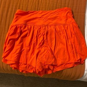 Soothfeel bright orange shorts